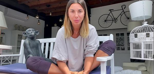  Foot Fetish Tutorial - how to give a FOOTJOB with Roxy Fox